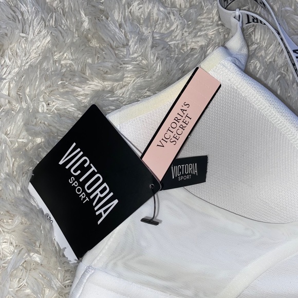 ✨LAST ONE✨ Victoria Secret White Mesh Sports Bra - Picture 6 of 9